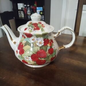z VTG Windsor by Sadler Teapot With Gold Trim